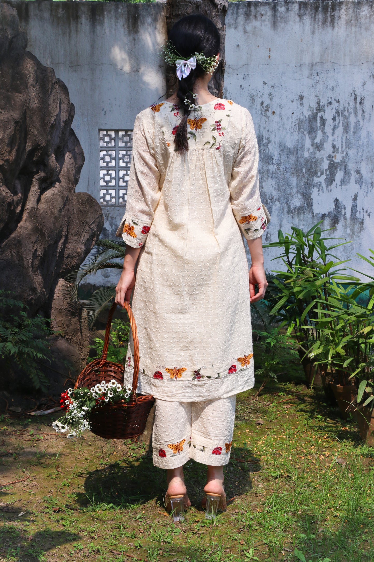 Off white kurta with embroidered yoke and pants