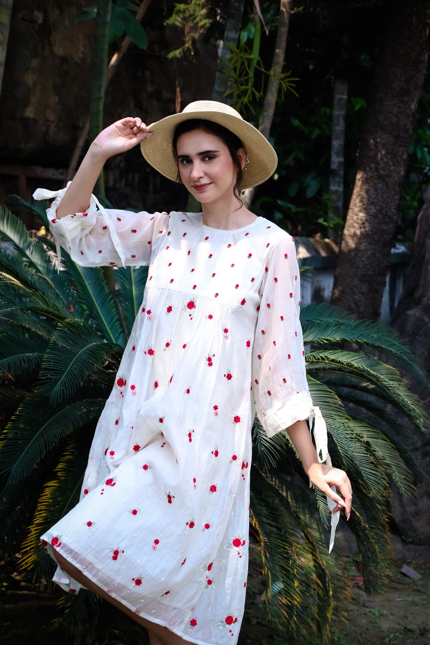 Off white chanderi digitally embroidered with red blooms kurta/dress.