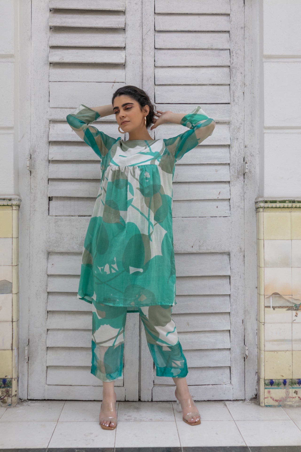 Aqua green abstract design print tunic and pants set.