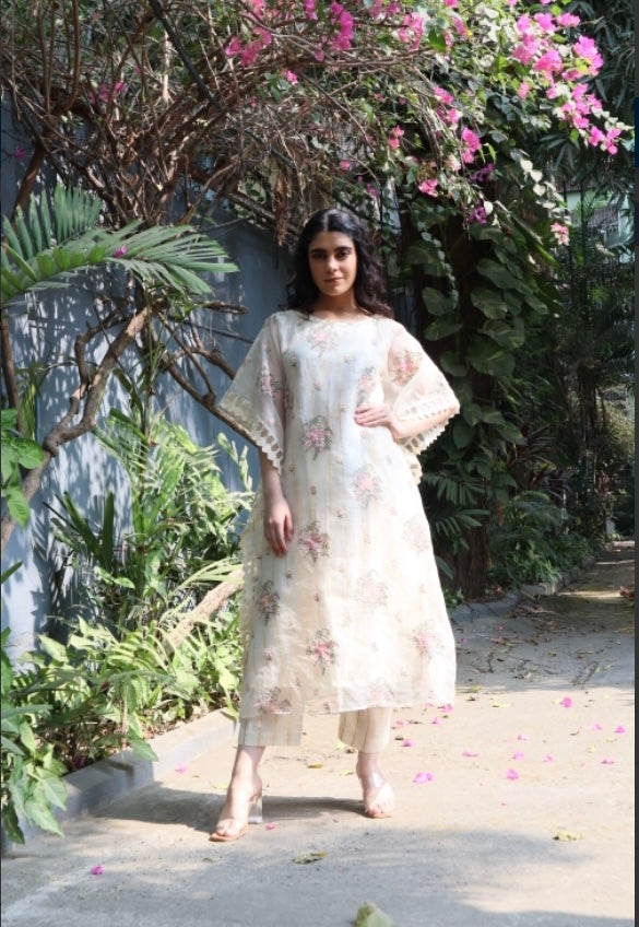 Off white Organza kaftan style tunic with embroidered floral motifs / chanderi gold weave inner and pants